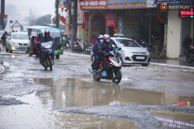 Những con đường xuống cấp trầm trọng giữa thiên đường du lịch Sa Pa